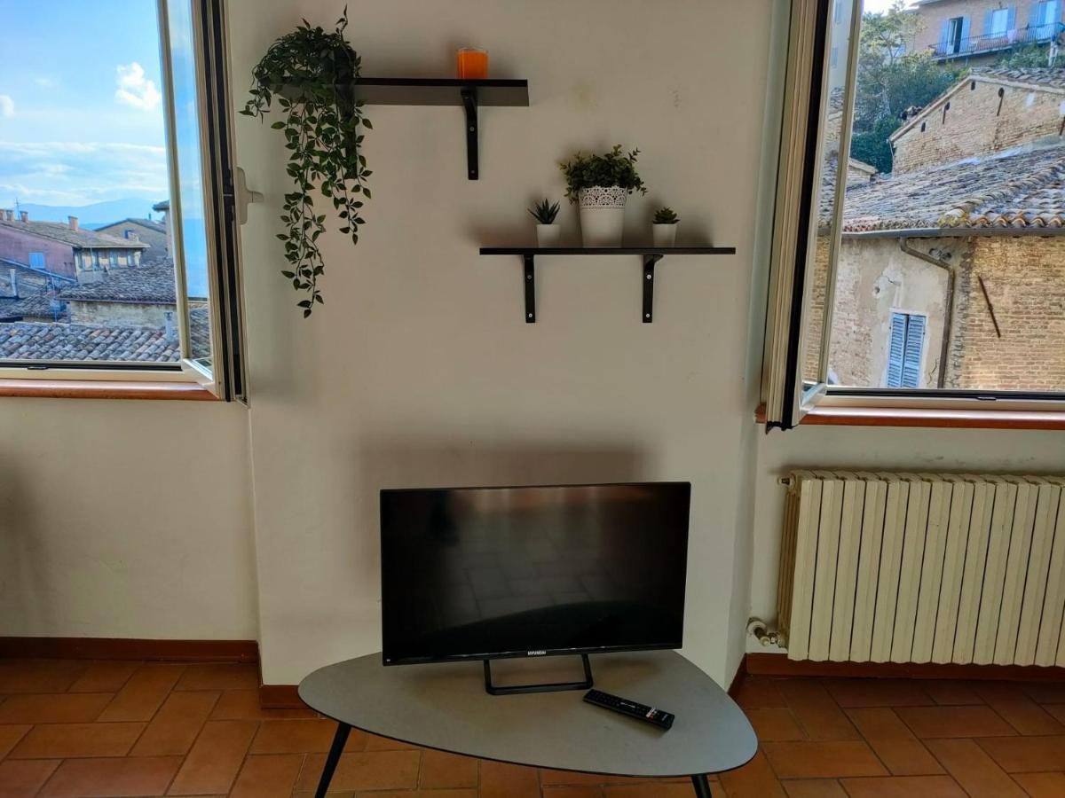 Il Cielo Di Raffaello Apartment Urbino Exterior photo